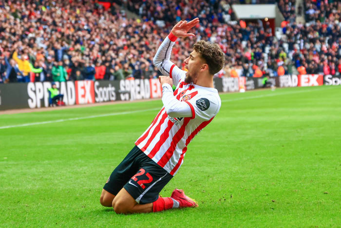 Adil Aouchiche celebrates first Sunderland goal
